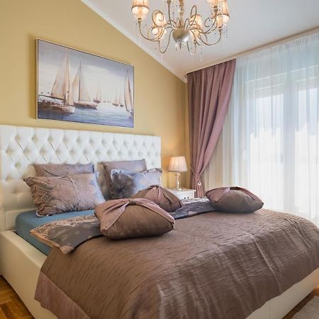 Apartment Tikvarin, Kastel Kambelovac Kaštela Kültér fotó