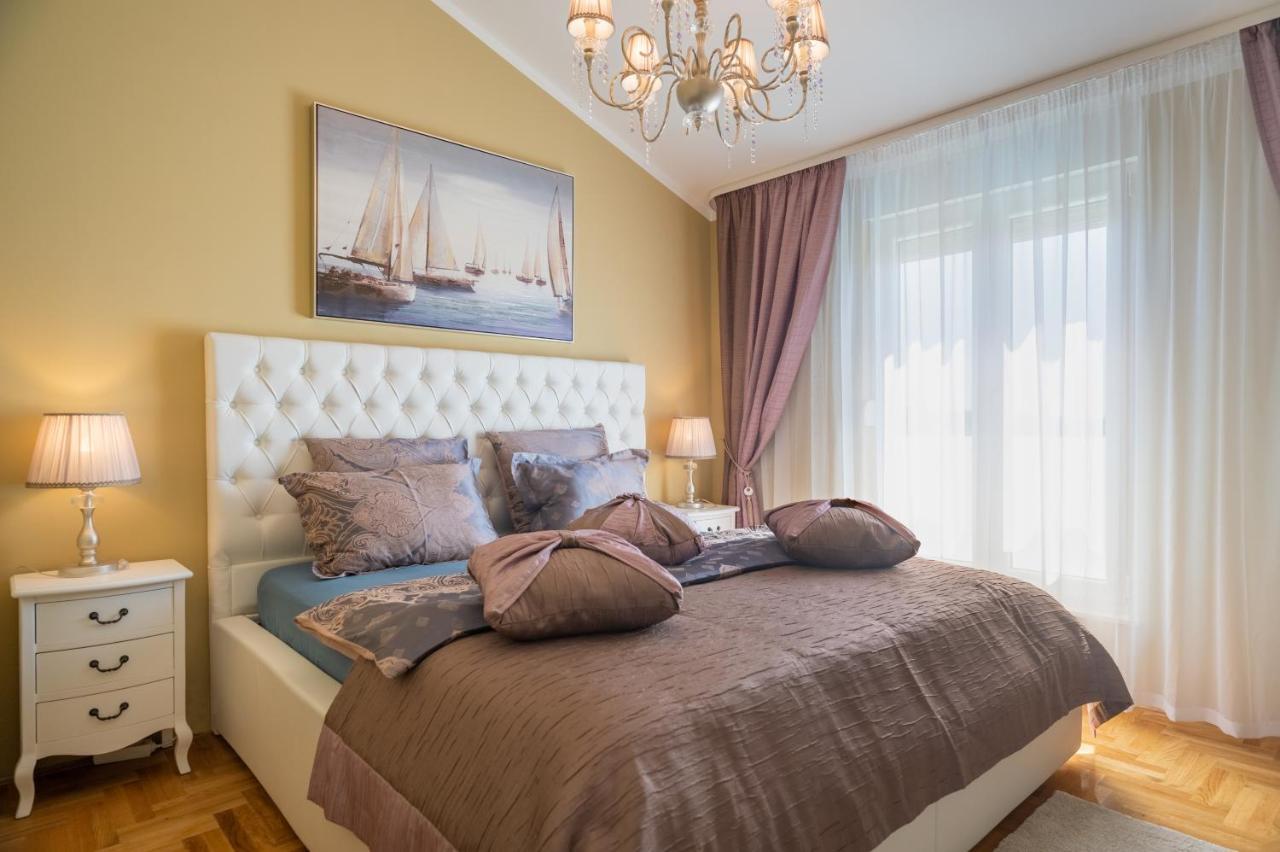 Apartment Tikvarin, Kastel Kambelovac Kaštela Kültér fotó